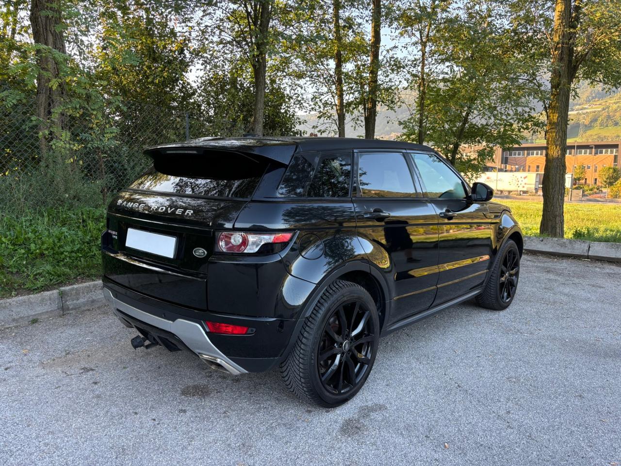 Land Rover Range Evoque 2.2 TD4 5p. Pure