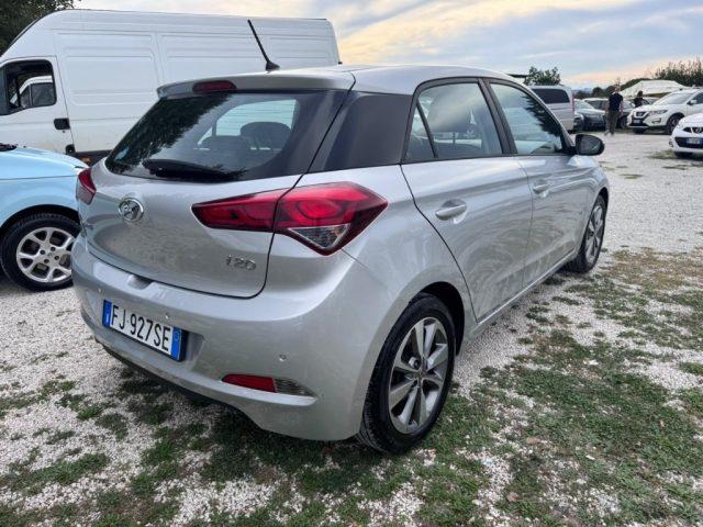 HYUNDAI i20 1.2 84 CV 5 porte Econext Comfort