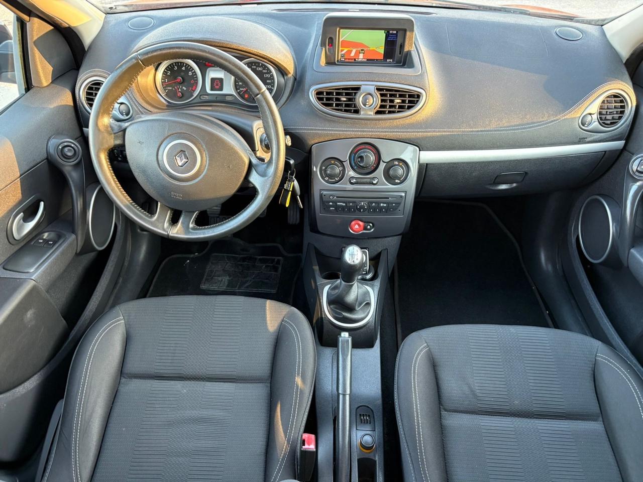 Renault Clio 1.2 16V 5 porte Dynamique