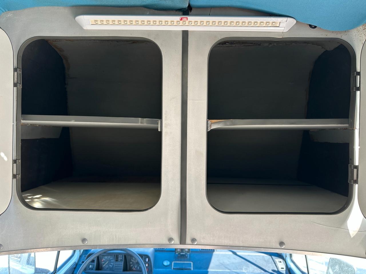 Volkswagen T3 Westfalia Joker "Hochdach" (Tetto Alto rigido)