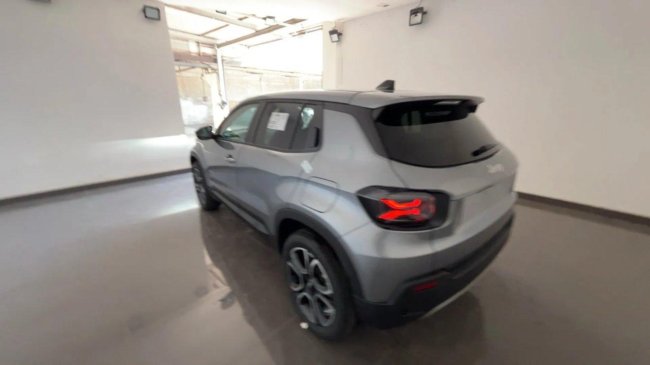 Jeep Avenger 1.2 Turbo 100 CV e-Hybrid Summit