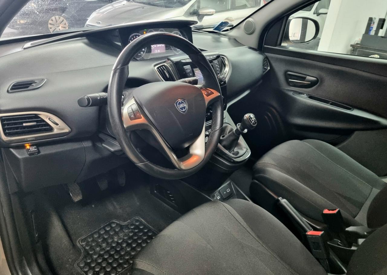 LANCIA YPSILON 1.2 BENZINA/GPL 69 CV GOLD