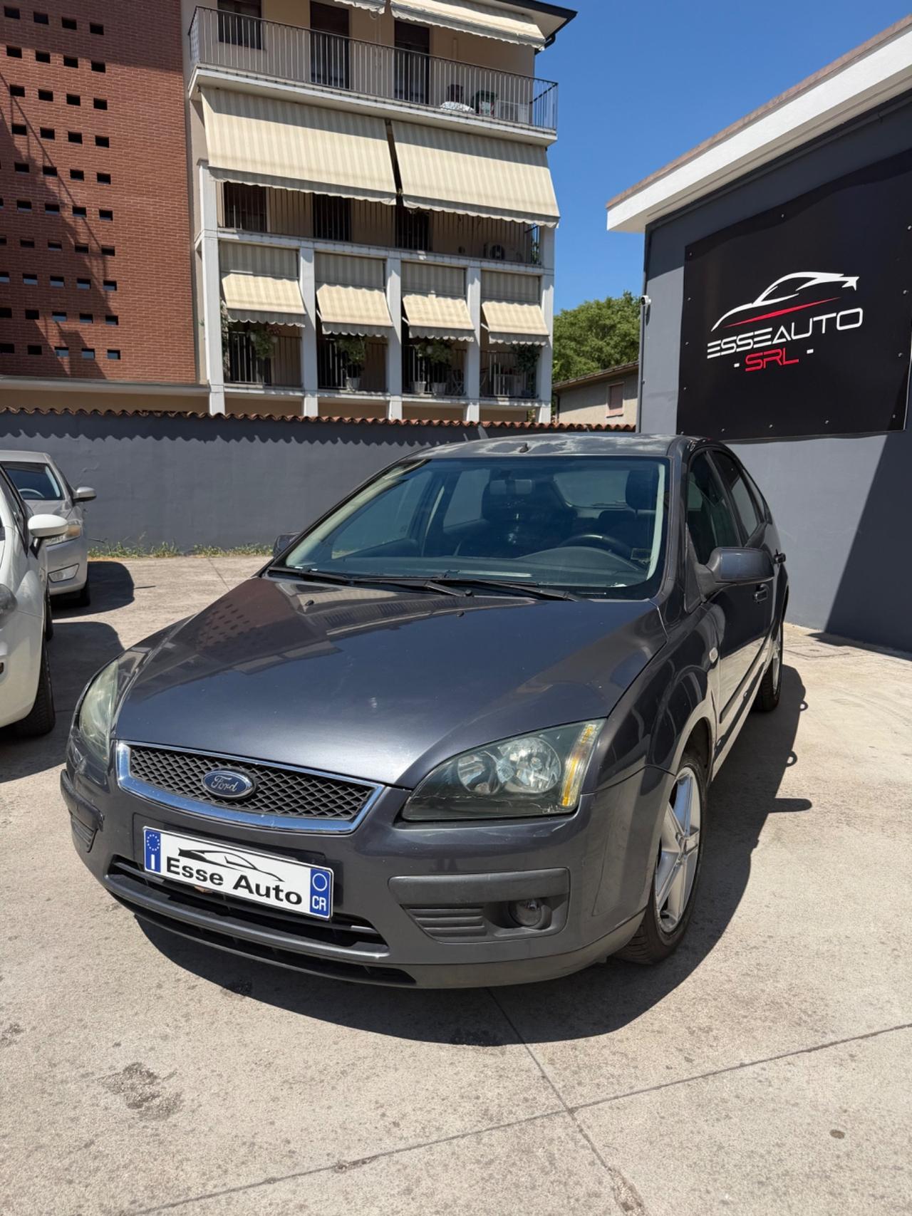 Ford Focus C-Max 1.6 TDCi (90CV) Coupé