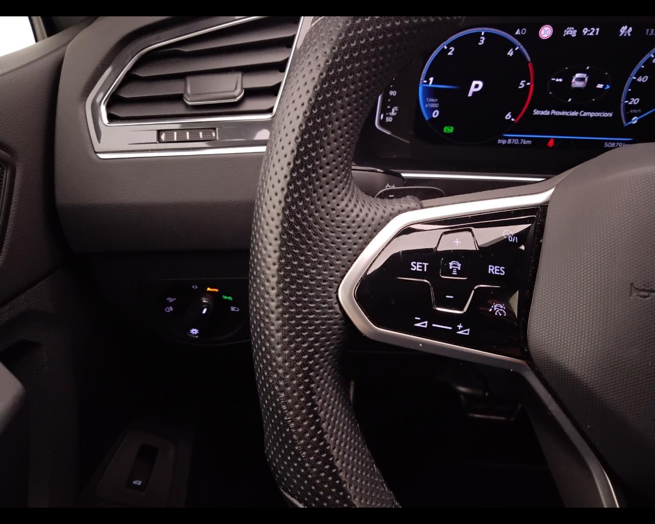 VOLKSWAGEN Tiguan II 2021 - Tiguan 2.0 tdi R-Line 4motion 150cv dsg