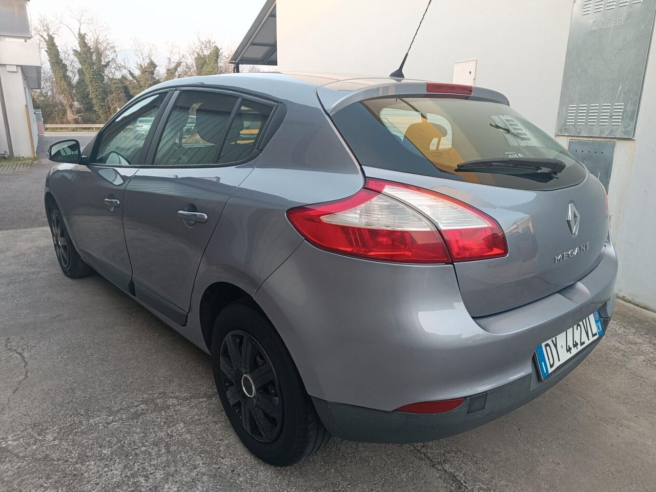 Renault Megane 1.5 diesel garanzia