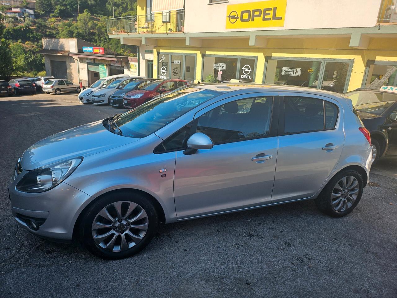 Opel Corsa 1.3 CDTI 75CV 143.000km 2011