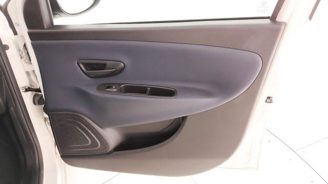 LANCIA Ypsilon 1.0 FireFly 5 porte S&S Hybrid Platino