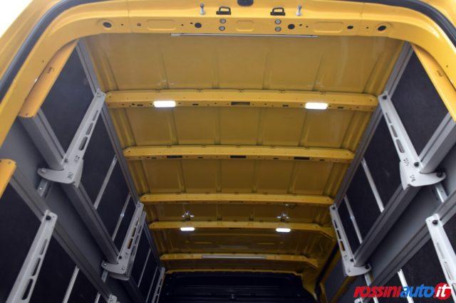 VOLKSWAGEN Crafter 30Q 2.0 TDI 140 CV L3H3 LOGISTIC REARVIEW + PDC +