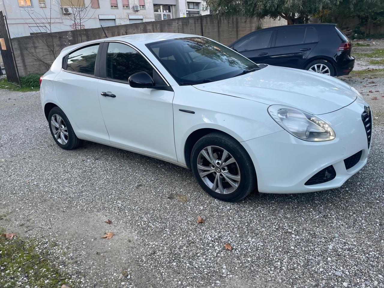 Alfa Romeo Giulietta 1.6 JTDm-2 105 CV Distinctive