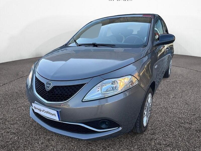 Lancia Ypsilon III 2015 5 Porte 1.2 69cv Silver
