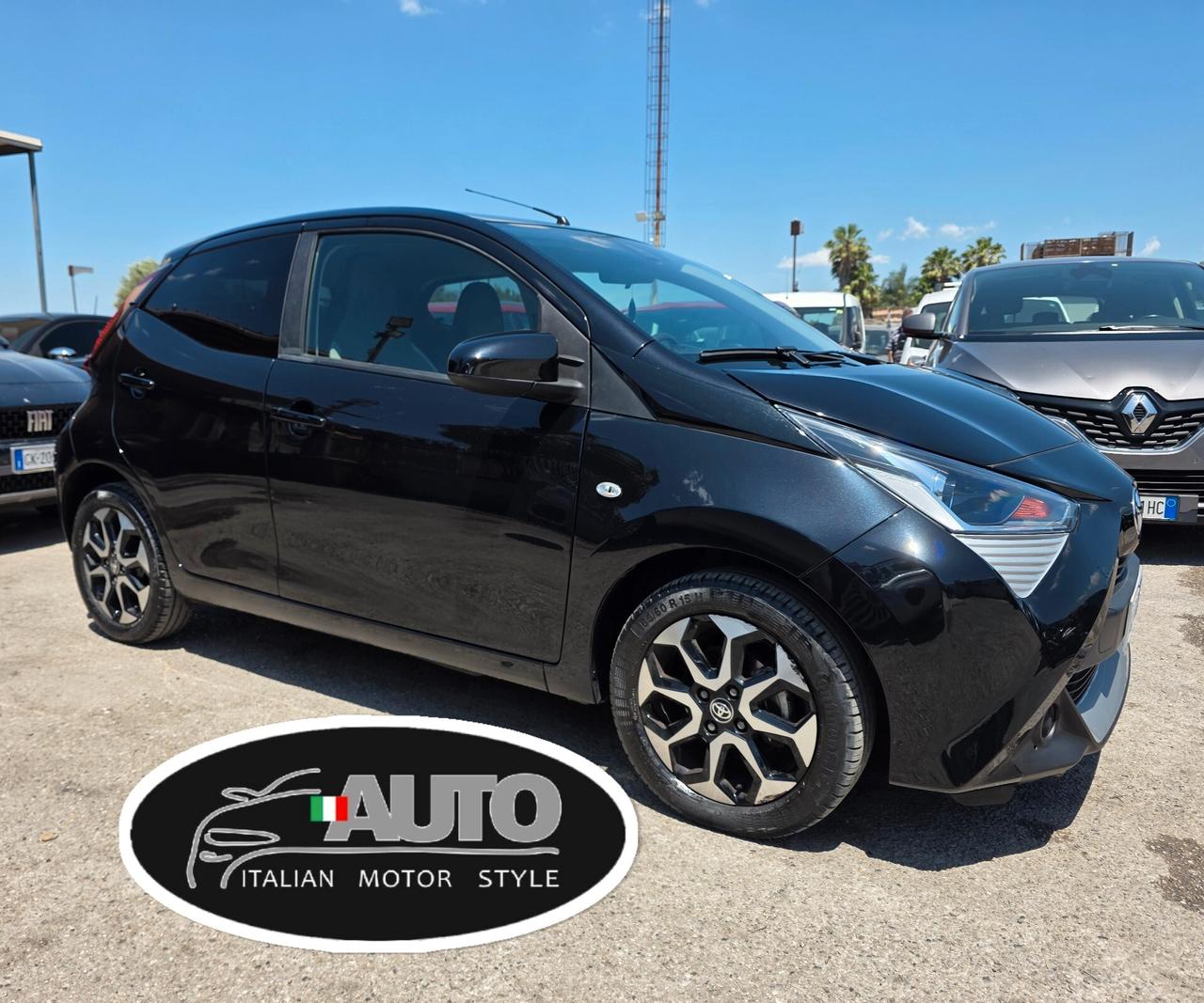 Toyota Aygo Connect 1.0 VVT-i 72 CV 5 porte x-fun MMT