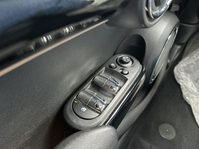 MINI Cooper D 1.5 Hype 5 porte auto SUPER-ACCESSORIATA