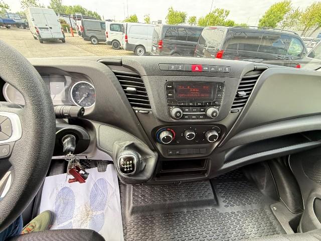 IVECO DAILY 35C14H BOX + SPONDA