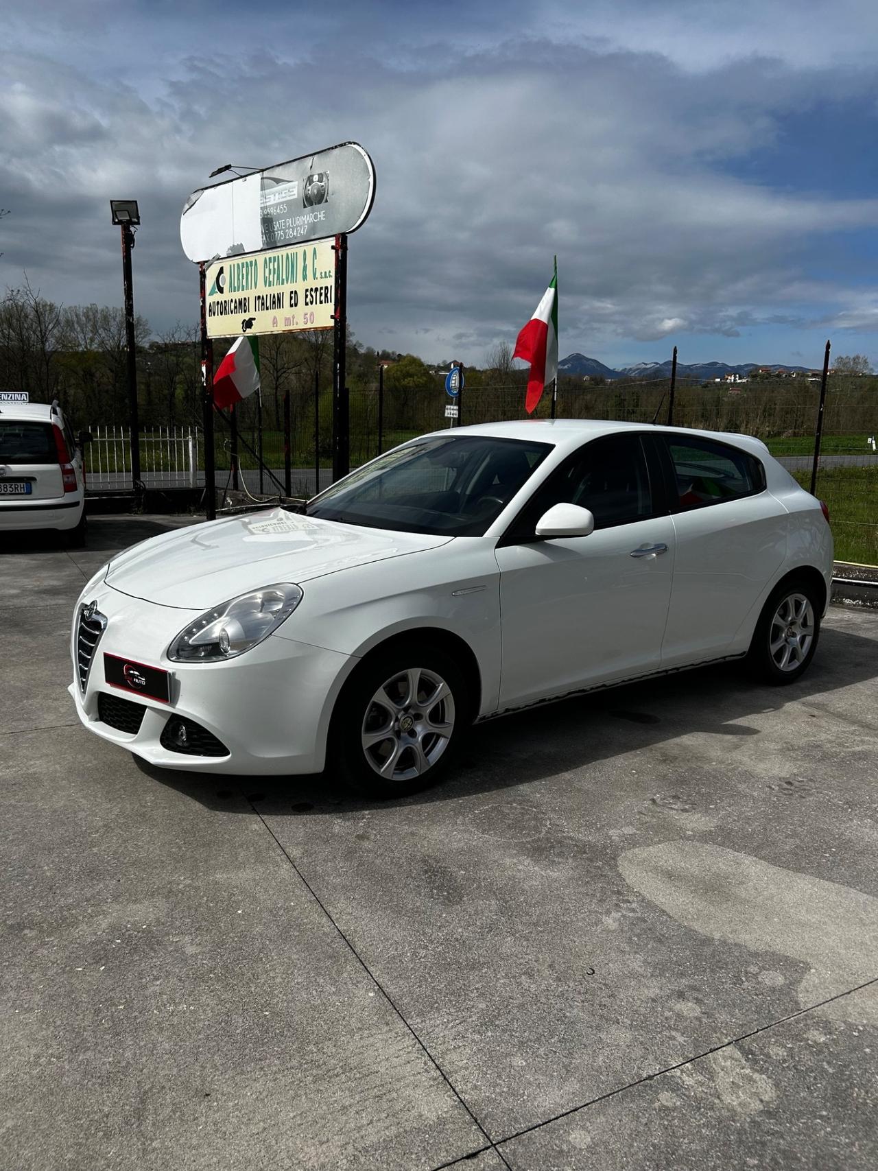 Alfa Romeo Giulietta 2.0 JTDm-2 140 CV Distinctive