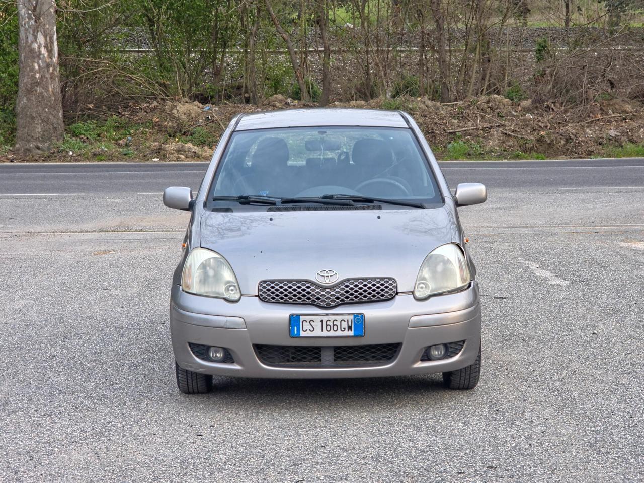 Toyota Yaris 1.0i 16V cat 5 porte Sol 2004-E4 Manuale NEO