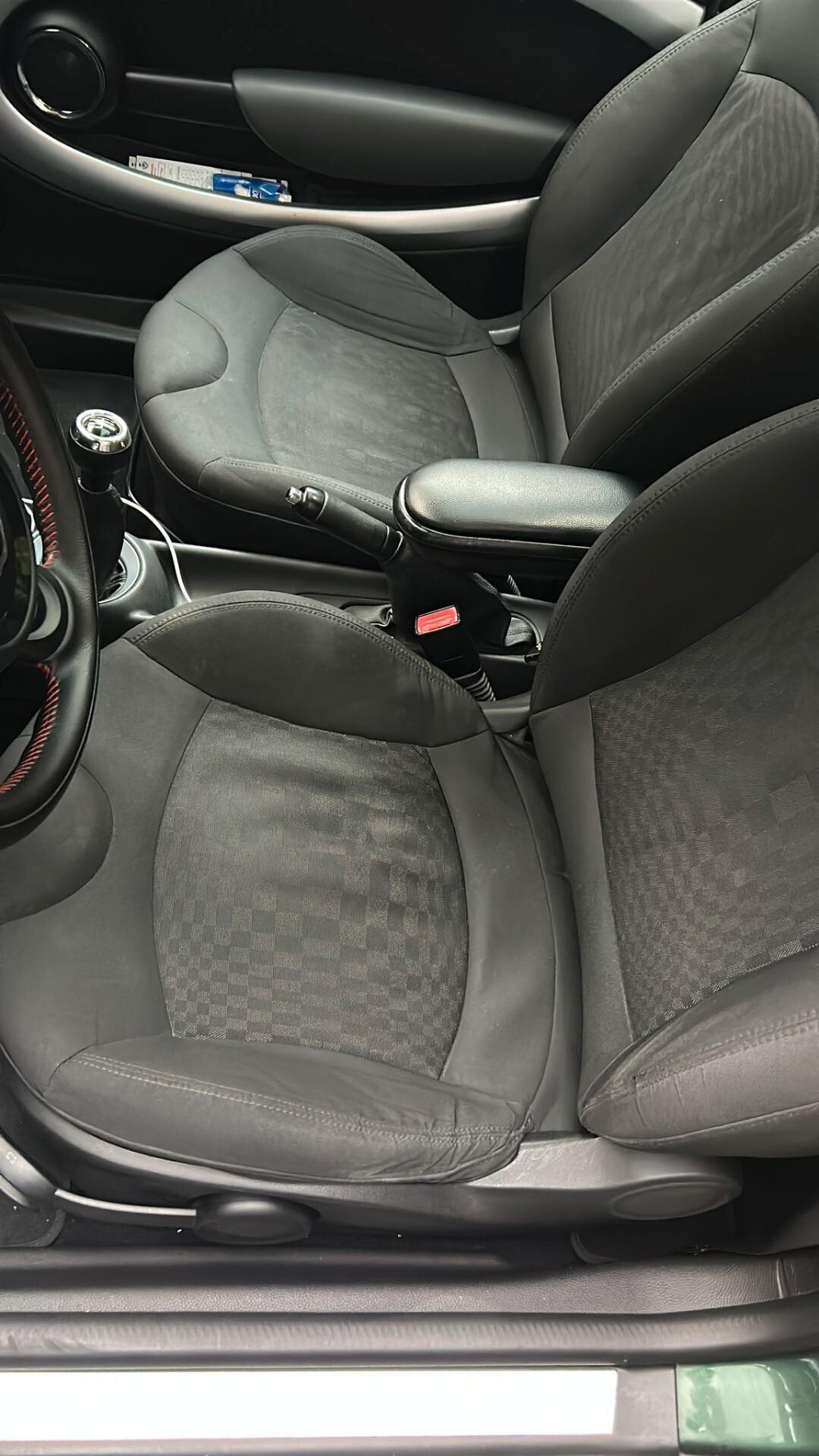 Mini Cooper S 1.6 benzina 184 cv