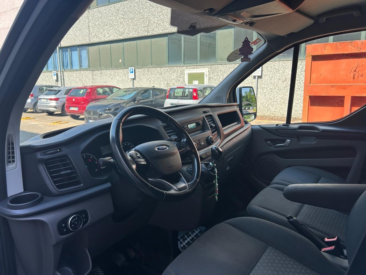 Ford Tourneo Custom Transit 300 2.0 TDCi 130 CV Titanium Doppia Cabina 6 Posti