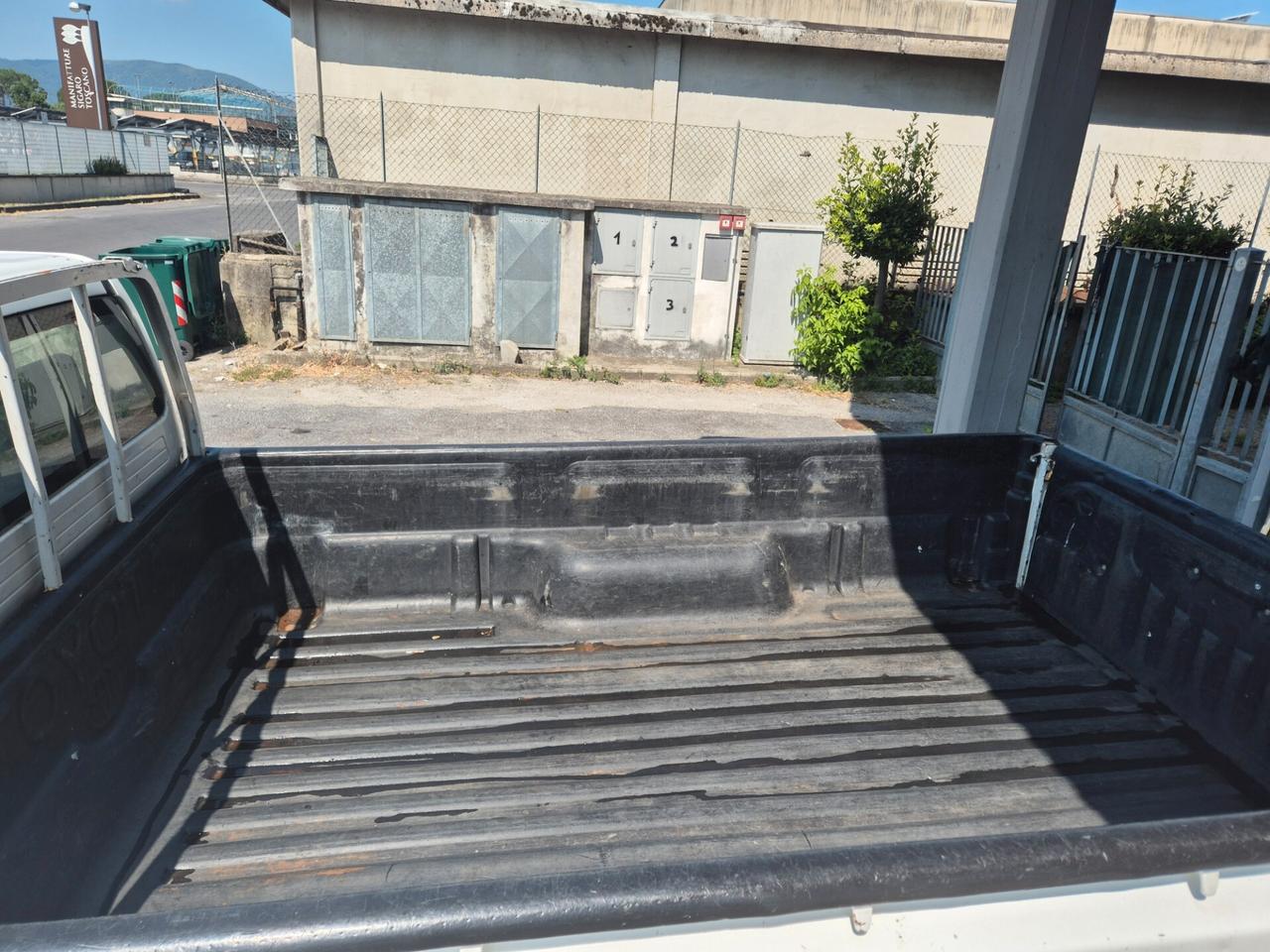 Toyota Hilux 2.5 D-4D 2WD 2p. Pick-up
