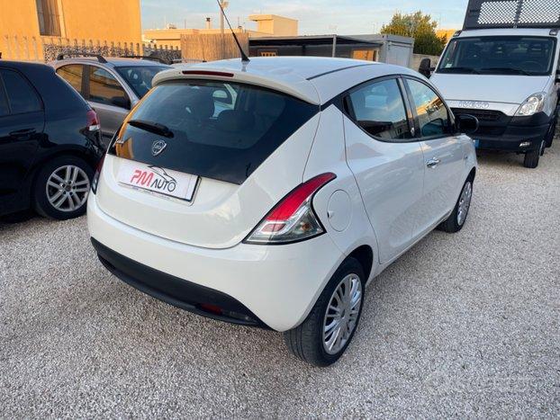 LANCIA Ypsilon 1.2 benzina gpl ecochic 2015