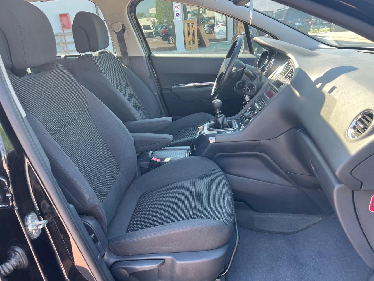 Peugeot 5008 BlueHDi 120 S&S Active