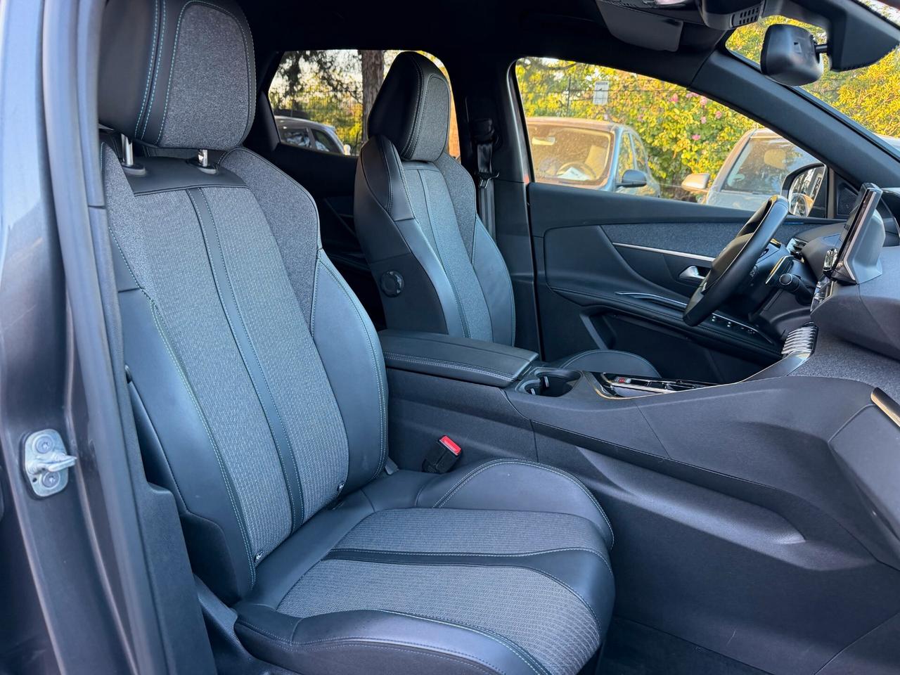 Peugeot 3008 BlueHDi 130 S&S EAT8 Allure Pack 2023