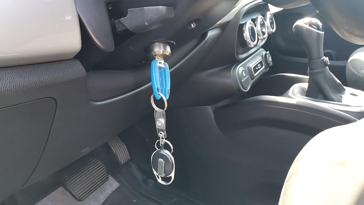 FIAT 500L 2017 - 500L 1.3 mjt Urban 95cv dualogic my19