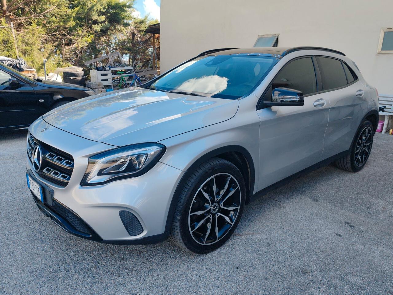 Mercedes-benz GLA 220d Automatic 4Matic Sport