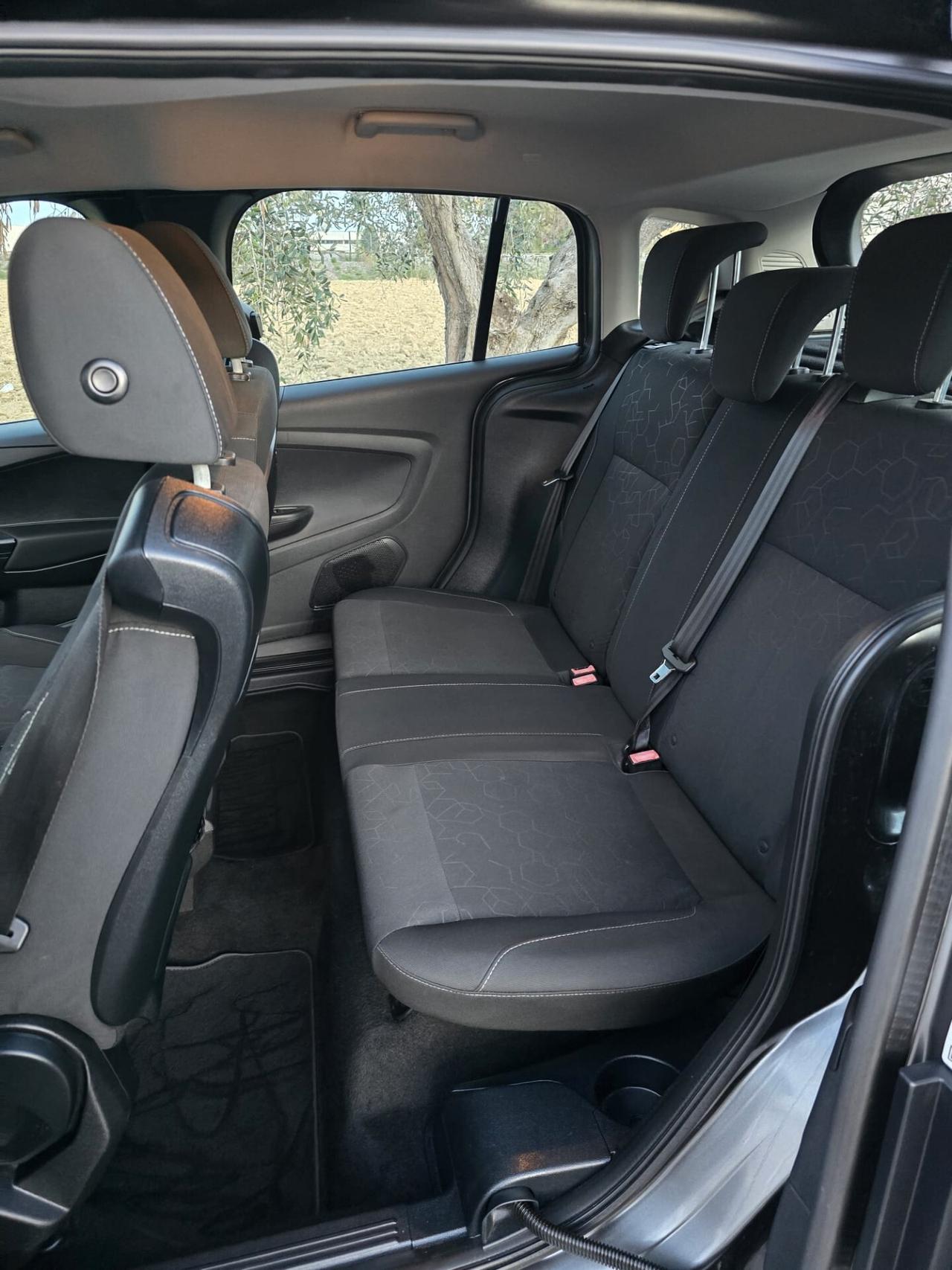Ford B-Max 1.5 TDCi 75 CV . 2017 .GARANZIA