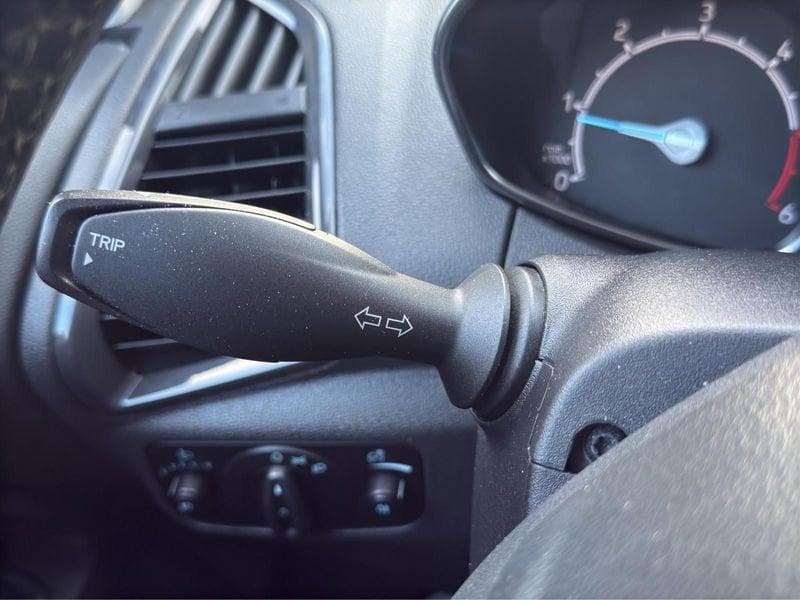 Ford EcoSport Ecosport 5p 1.5 TDCi 95cv Titanium Gancio Traino