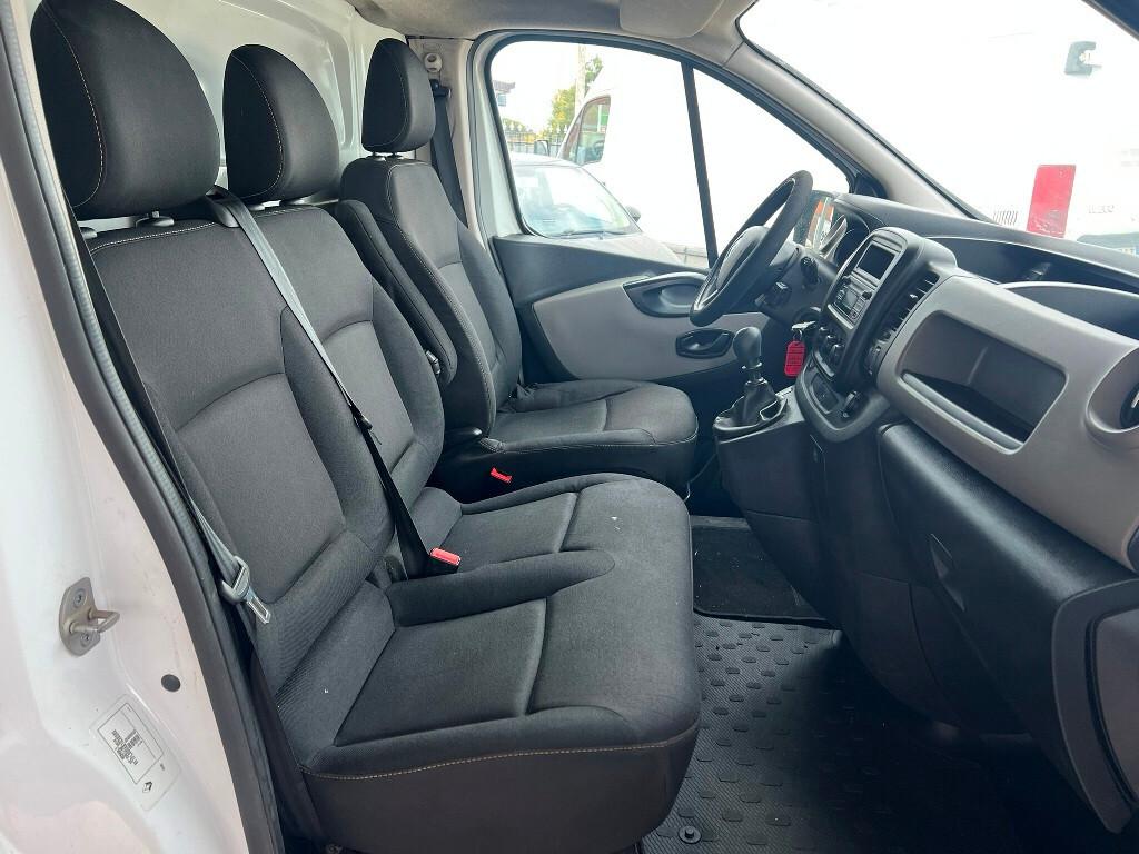 Renault Trafic 1.6d 120 CV / 3 Posti / Euro 6b