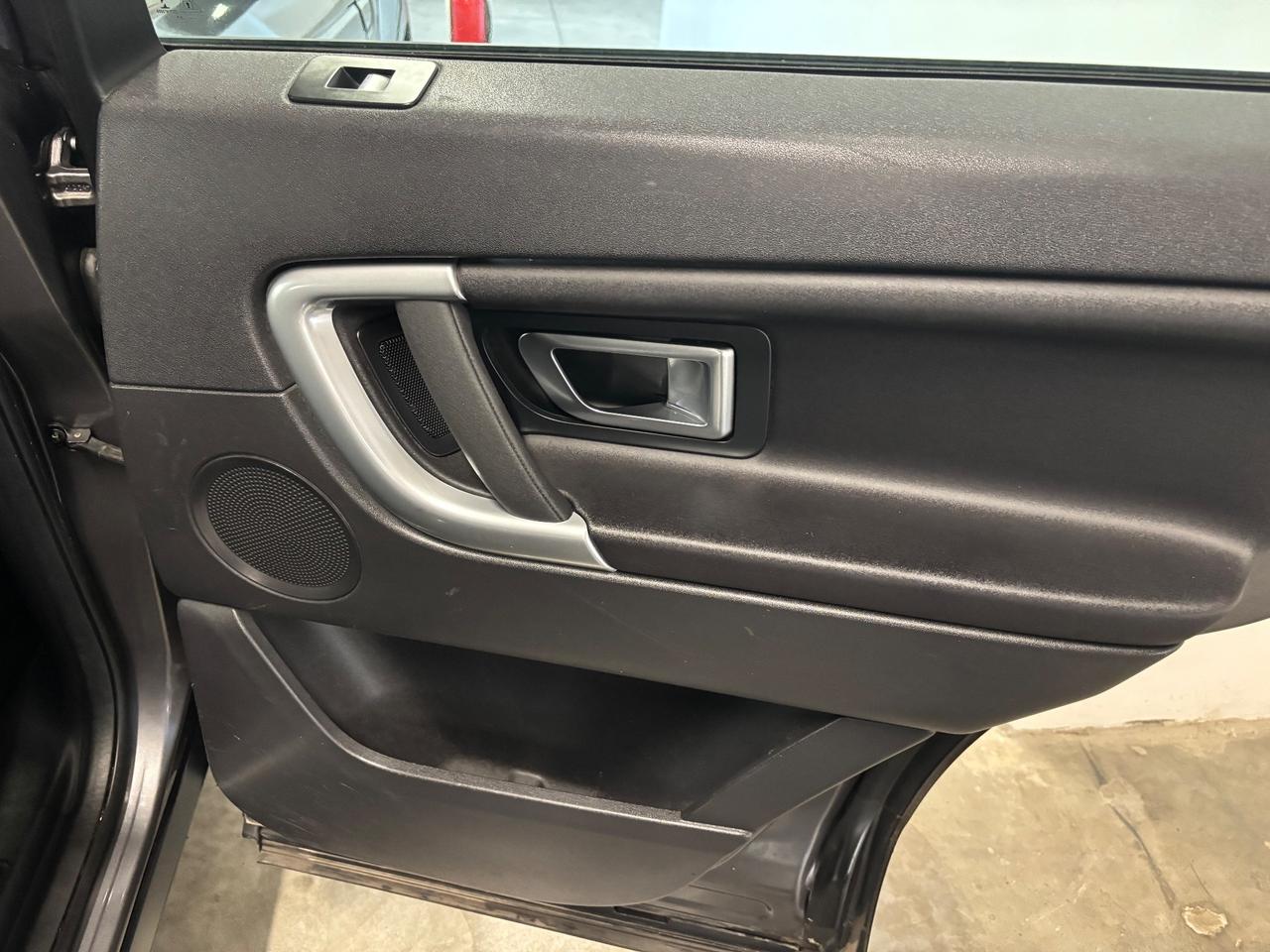 Land Rover Discovery Sport 2.0 TD4 HSE LUXURY