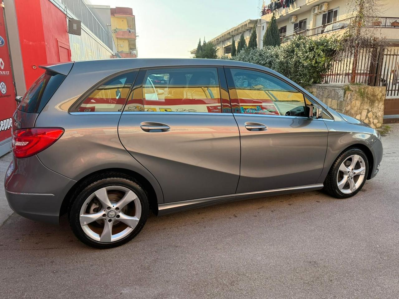 Mercedes-benz B 1.8 CDI 109cv Premium - 2012