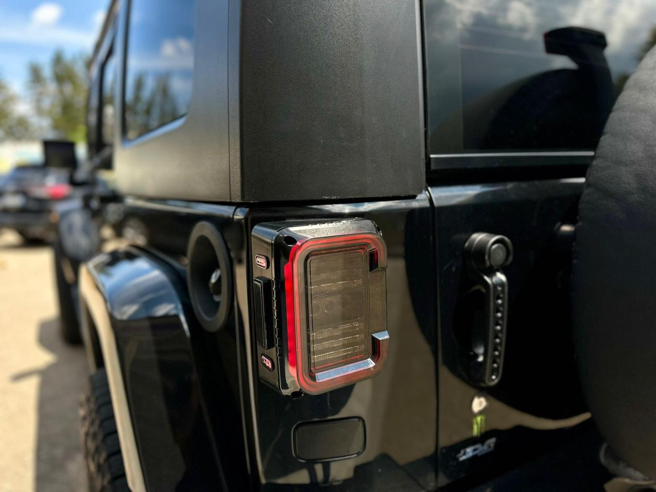 Jeep Wrangler Unlimited 2.8 Auto Sahara Hard-Top