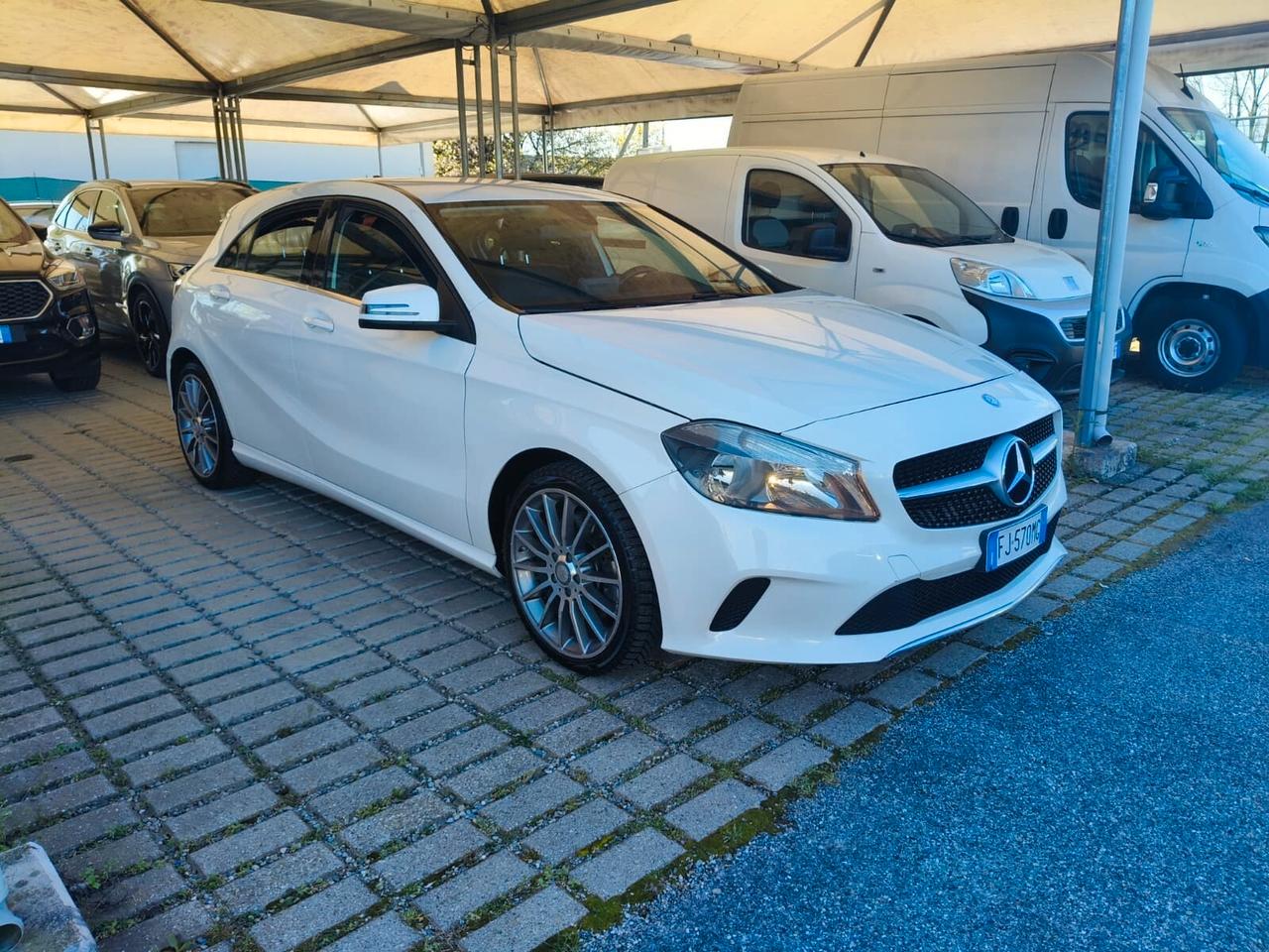 Mercedes-benz A 250 4Matic Automatic Premium