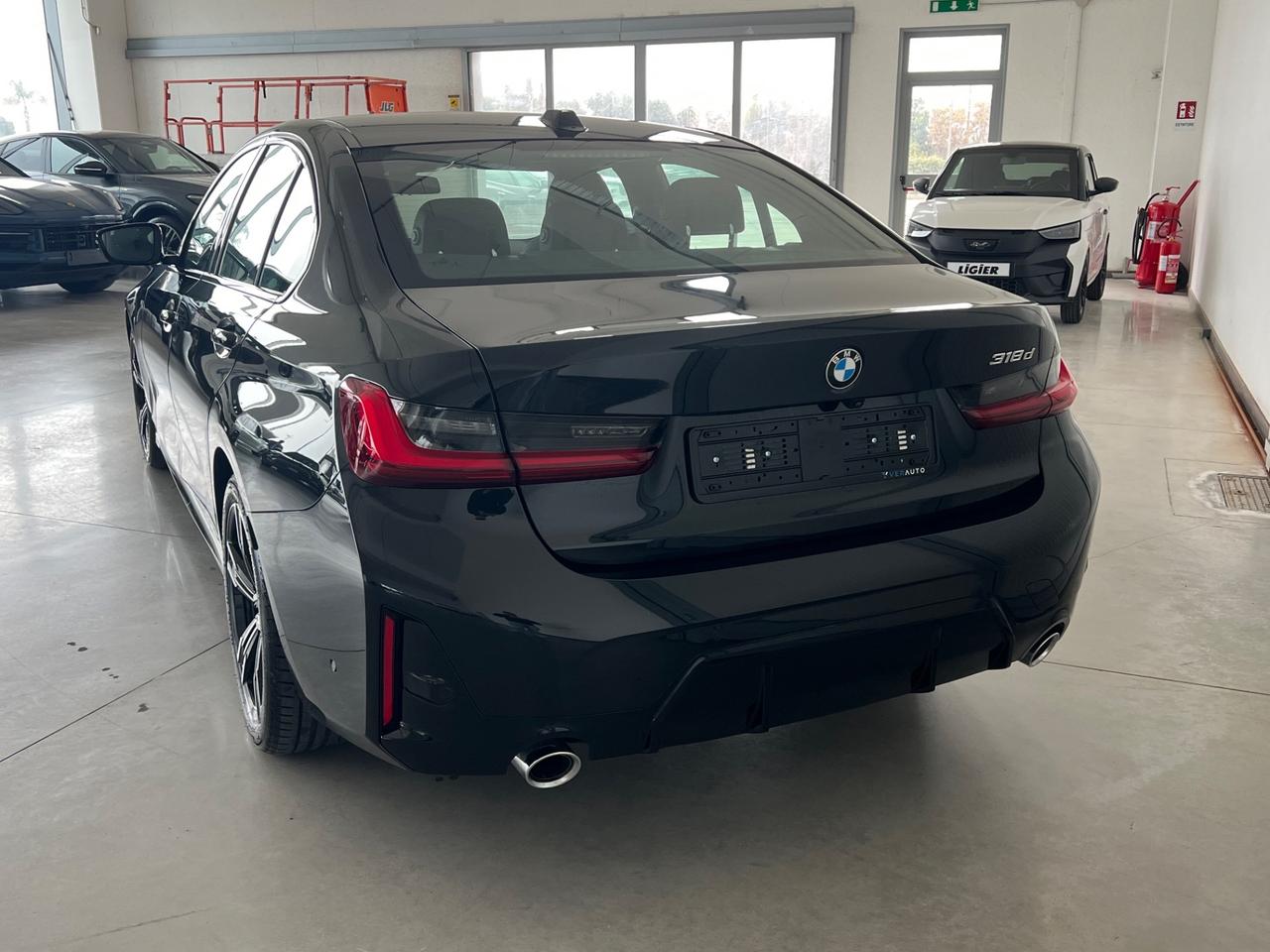 Bmw 318d 48V Msport possibilità noleggio no scoring