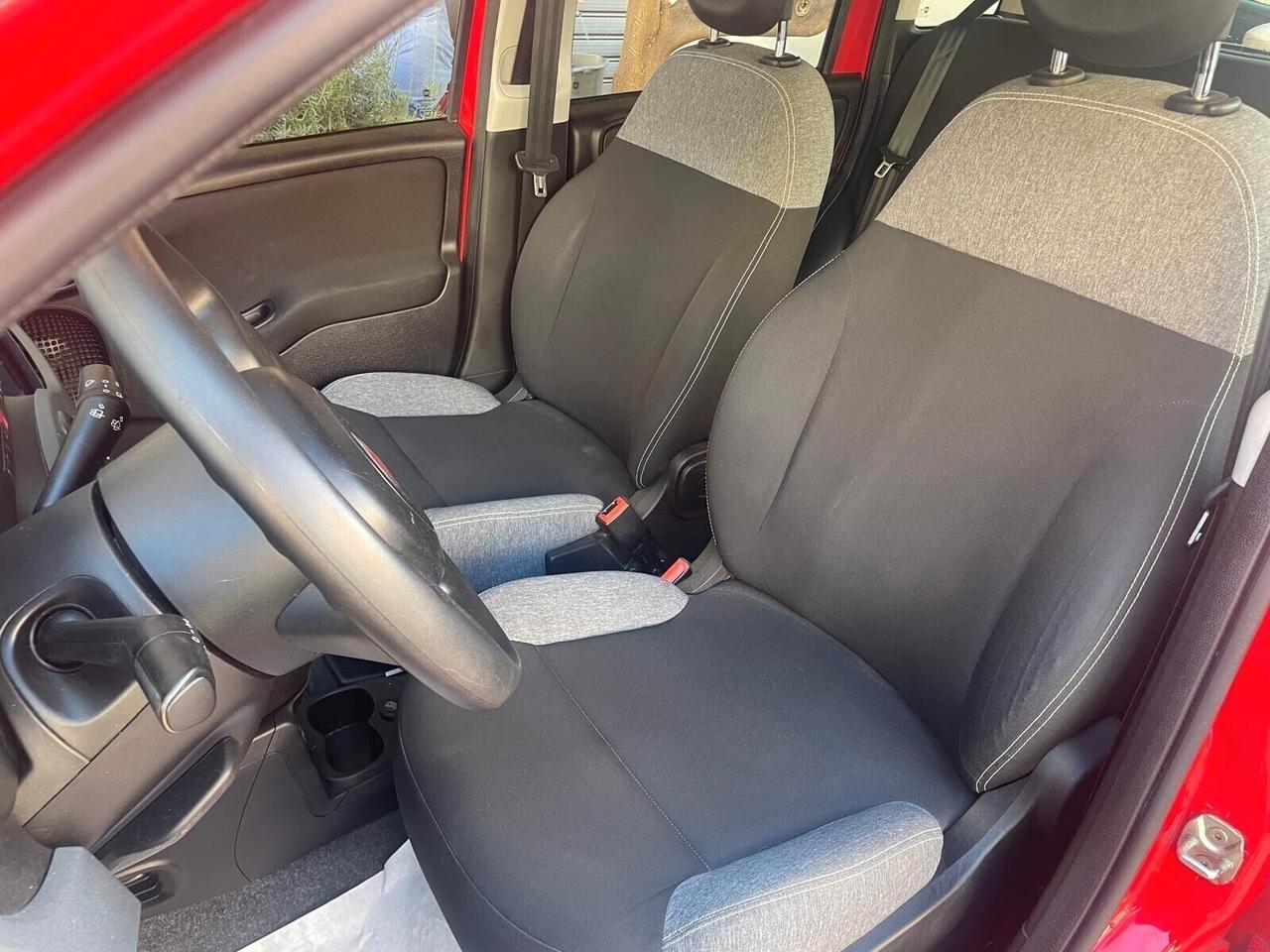 Fiat Panda 1.0 FireFly S&S Hybrid Red