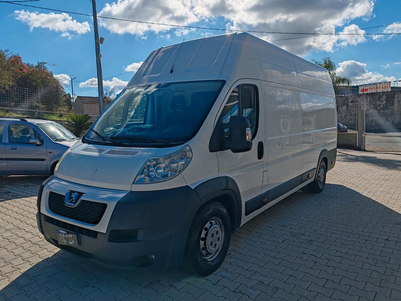 Peugeot Boxer FURGONI LUNGO