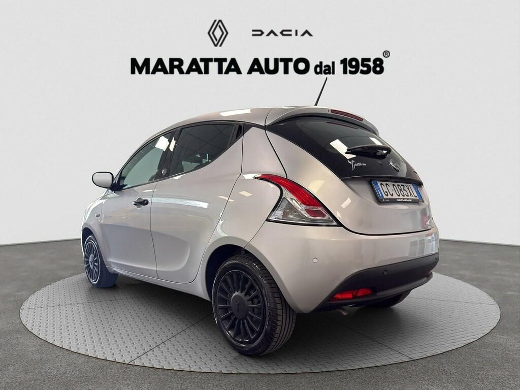 Lancia Ypsilon 1.0 hybrid Silver s&s 70cv