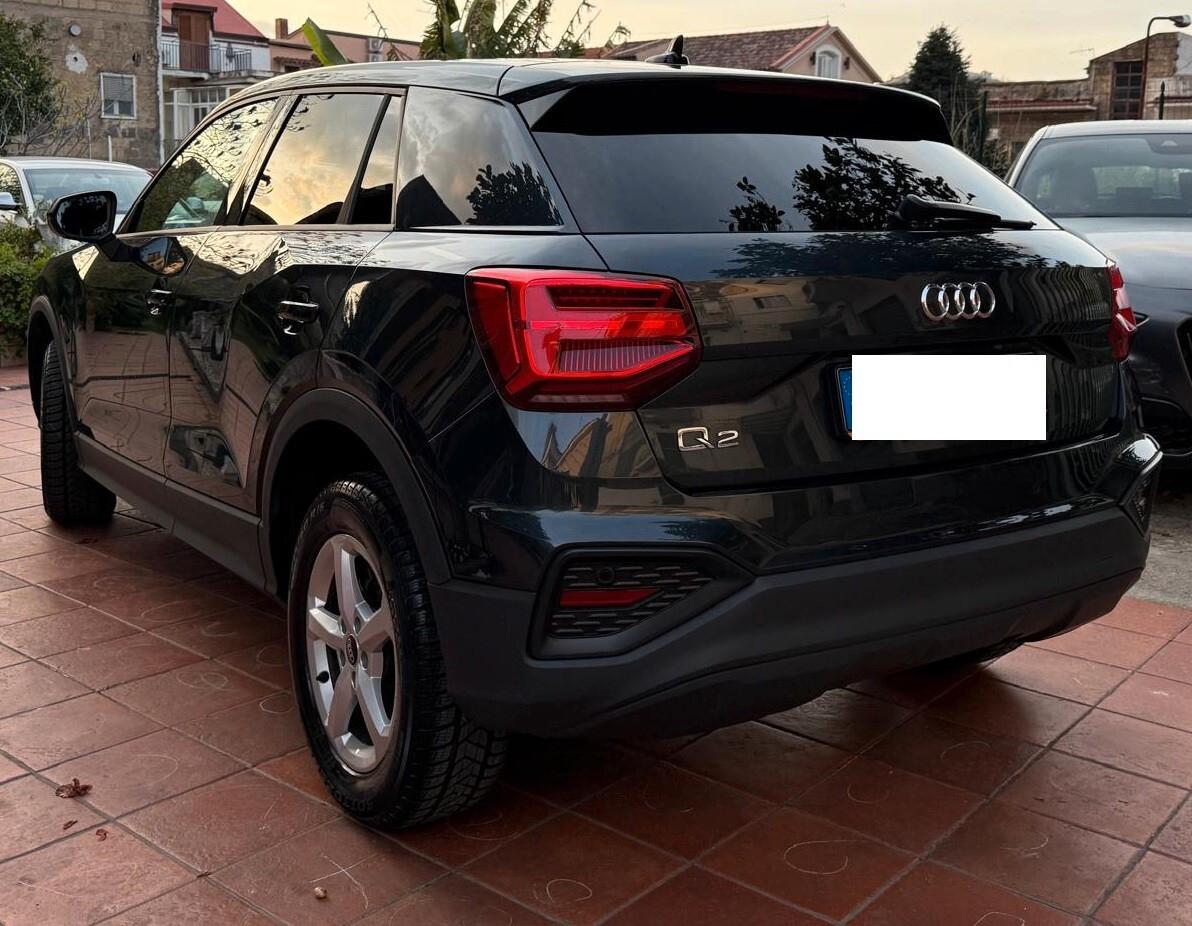 Audi Q2 35 TDI S tronic Business