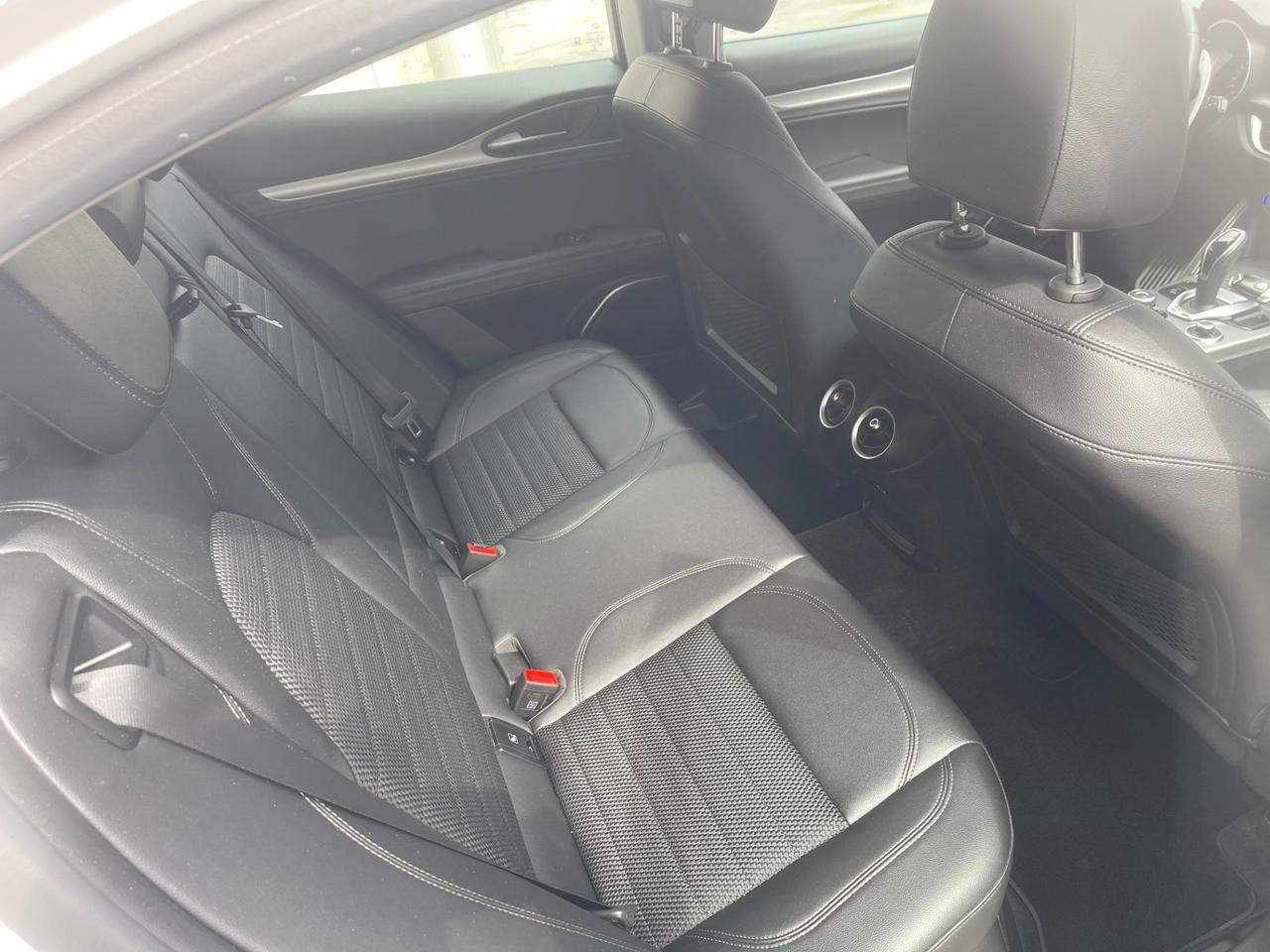 Alfa Romeo Stelvio 2.2 Turbodiesel 190 CV AT8 RWD Sprint