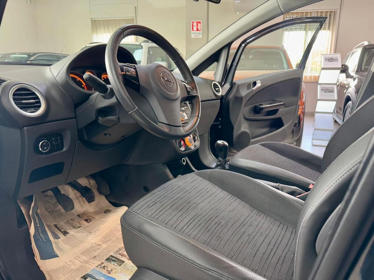 Opel Corsa 1.3 CDTI 75CV 5p. Cosmo 2014