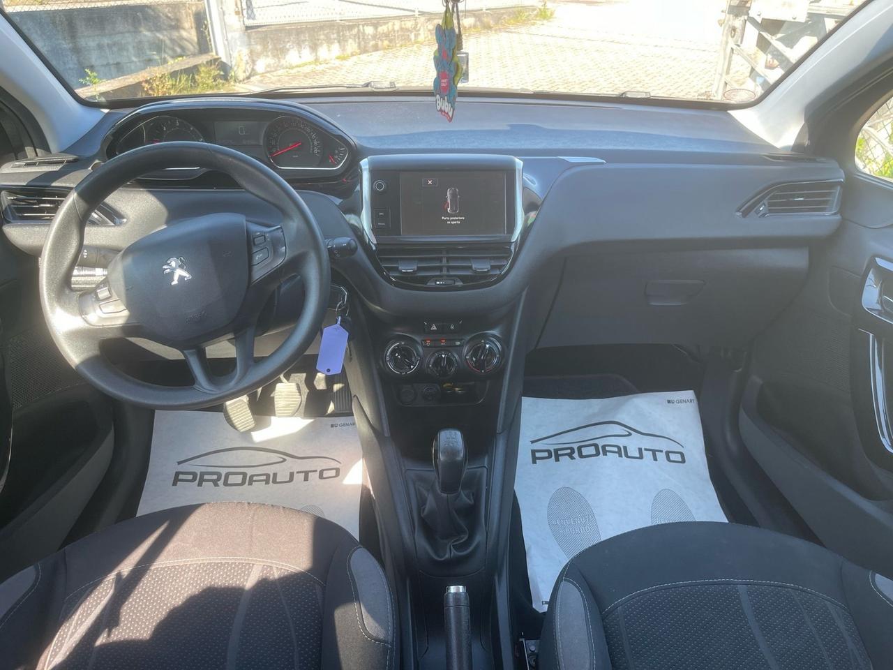 Peugeot 208 1.4 HDi 68 CV 5 porte Allure