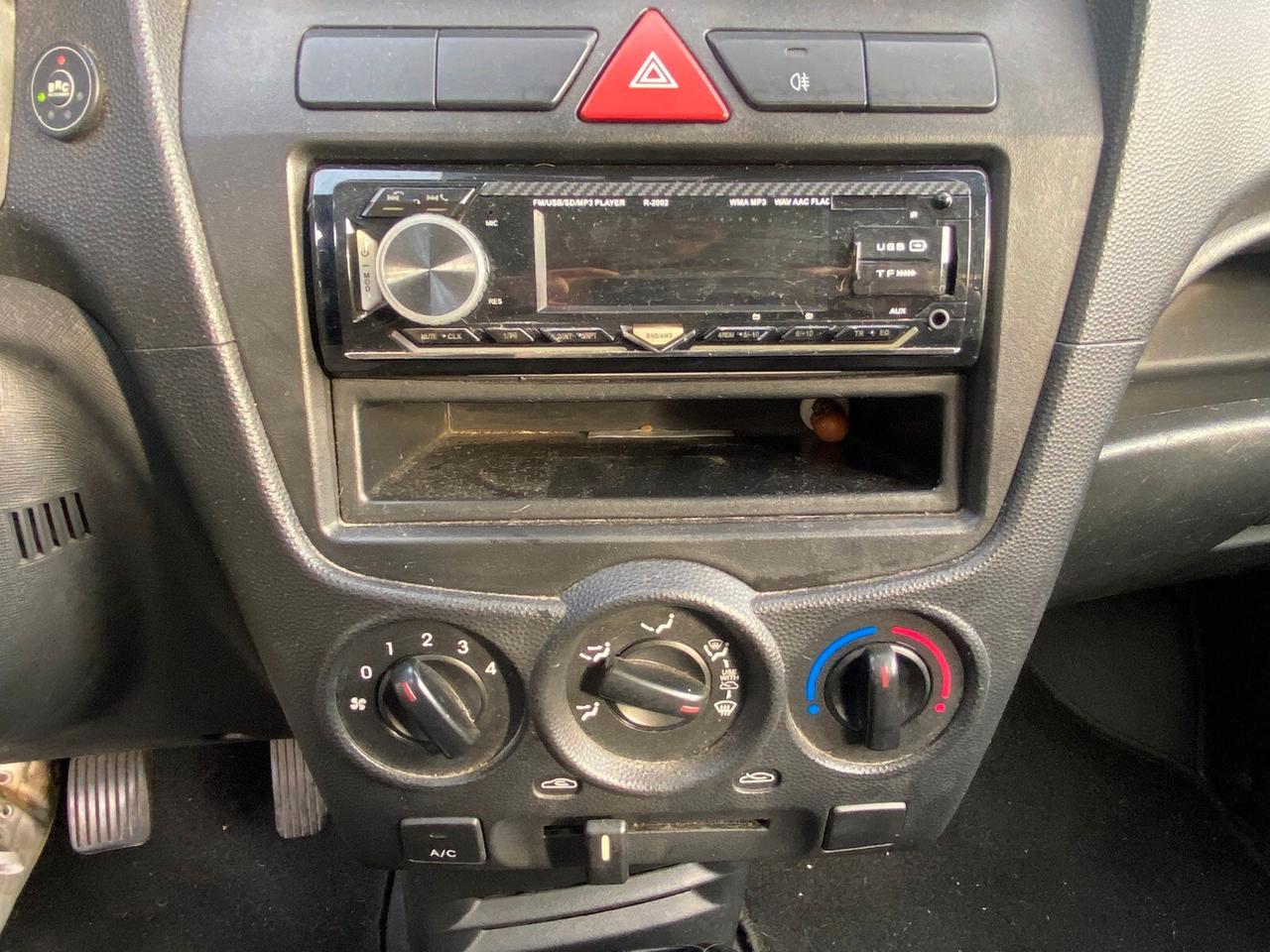 Kia Picanto 1.0 12V Life Bi-Fuel