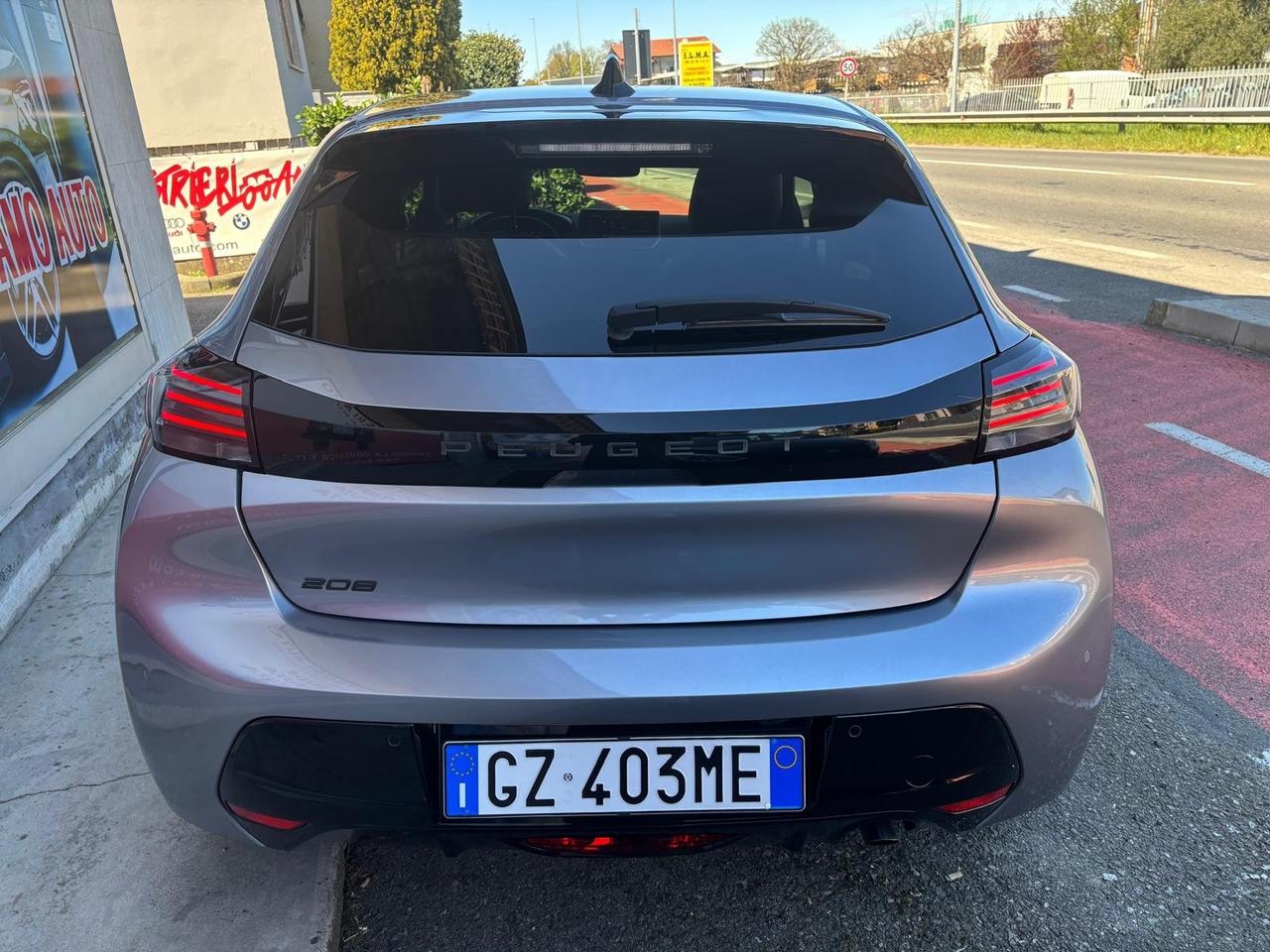 Peugeot 208 PureTech 100 Stop&Start 5 porte Allure