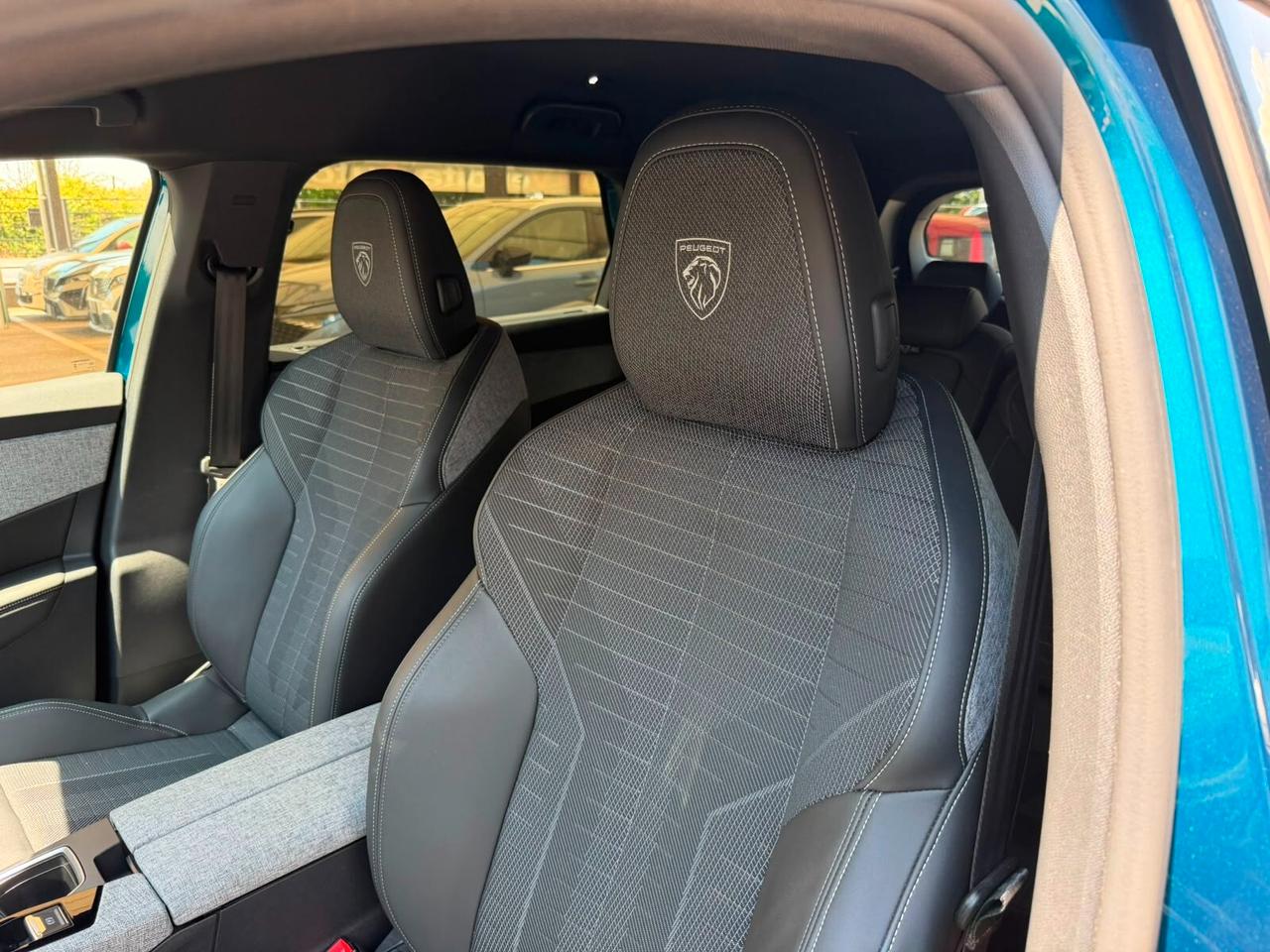 Peugeot 5008 Hybrid 145 e-DCS6 GT