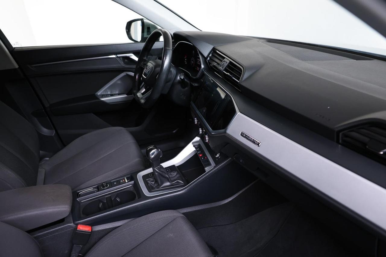 Audi Q3 SPB 40 TDI quattro S tronic line black edition