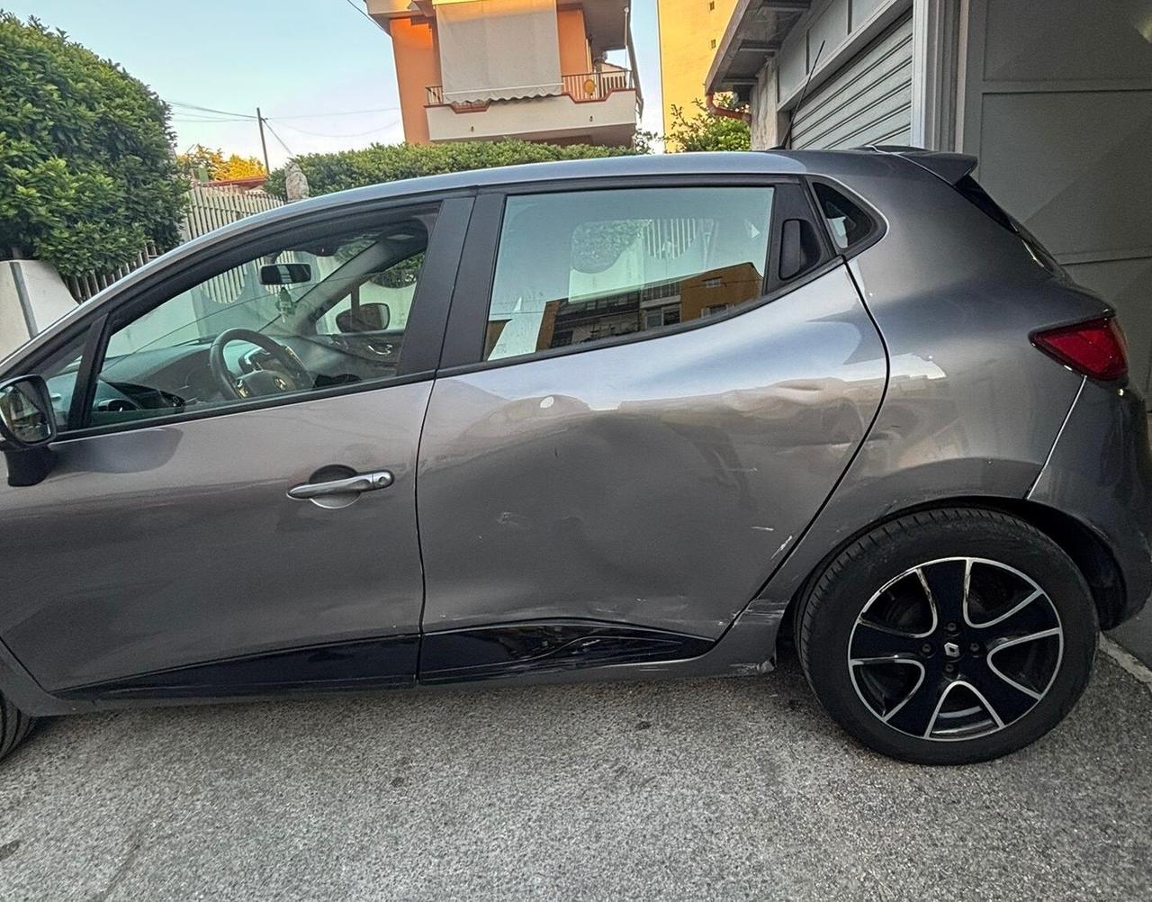 Renault Clio 1.5 dCi 8V 75CV 5 porte Live