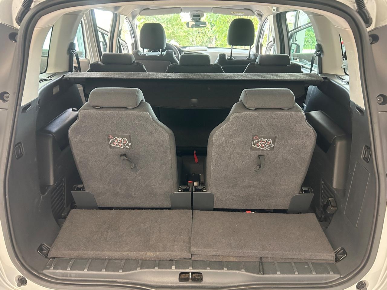 Peugeot 5008 2.0 HDi 163CV 7posti