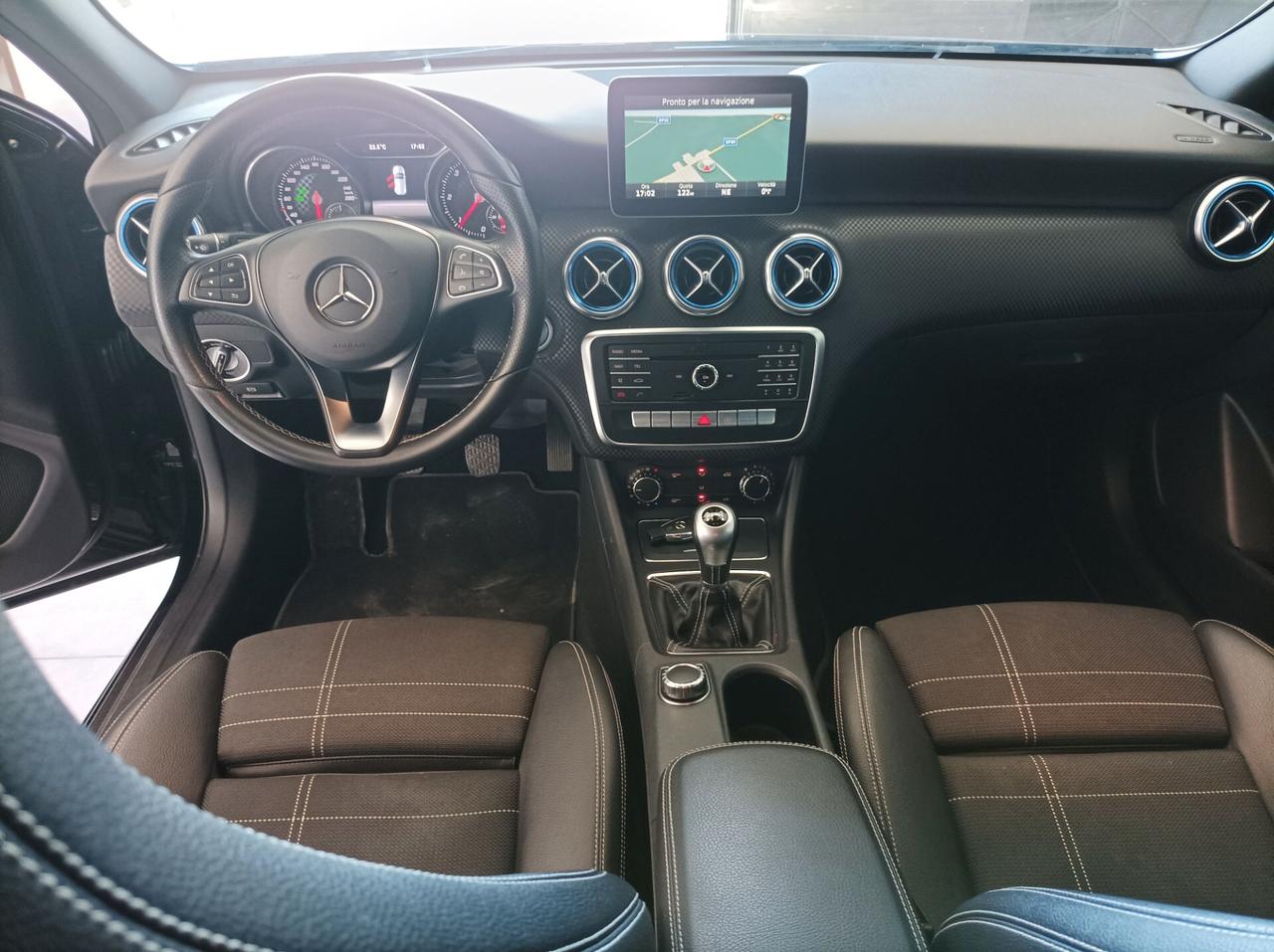 Mercedes-benz A 180 d Sport 01/2017