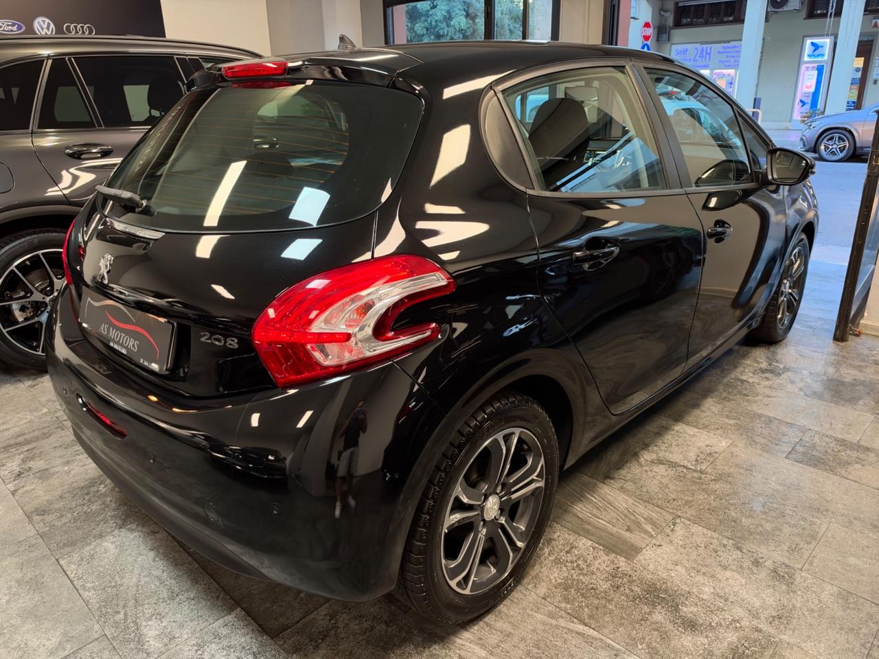 Peugeot 208 1.4 HDi 68 CV Allure